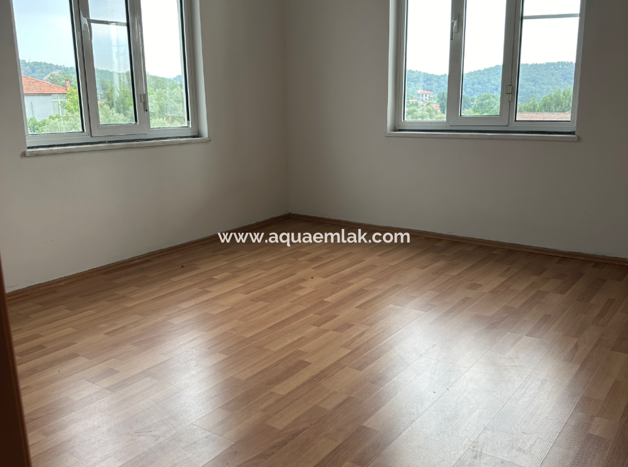 3 1 Apartment For Rent In Köyceğiz Zeytinalanı Neighborhood