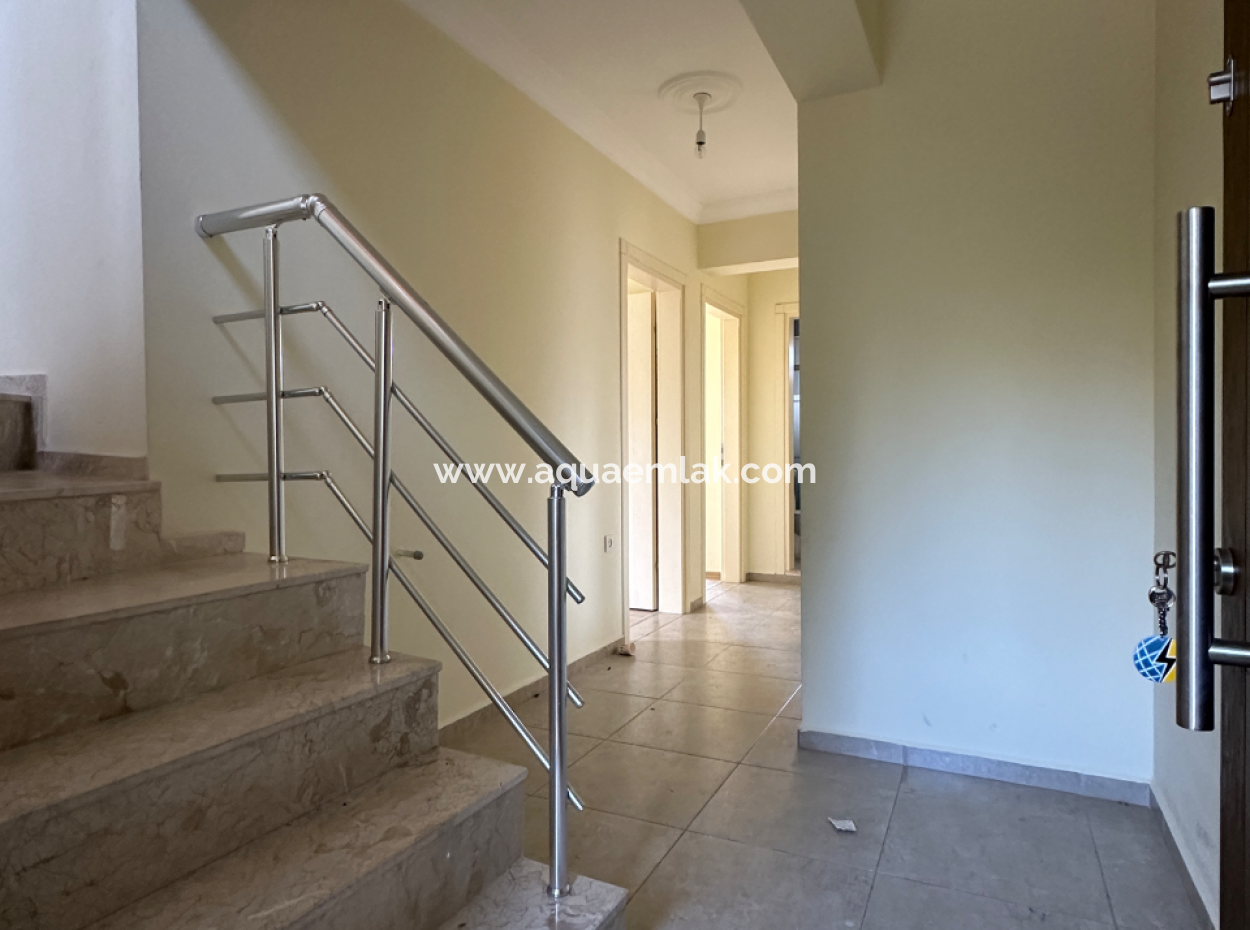 Gelişim Mahallesi 4 1 Duplex Apartment For Rent