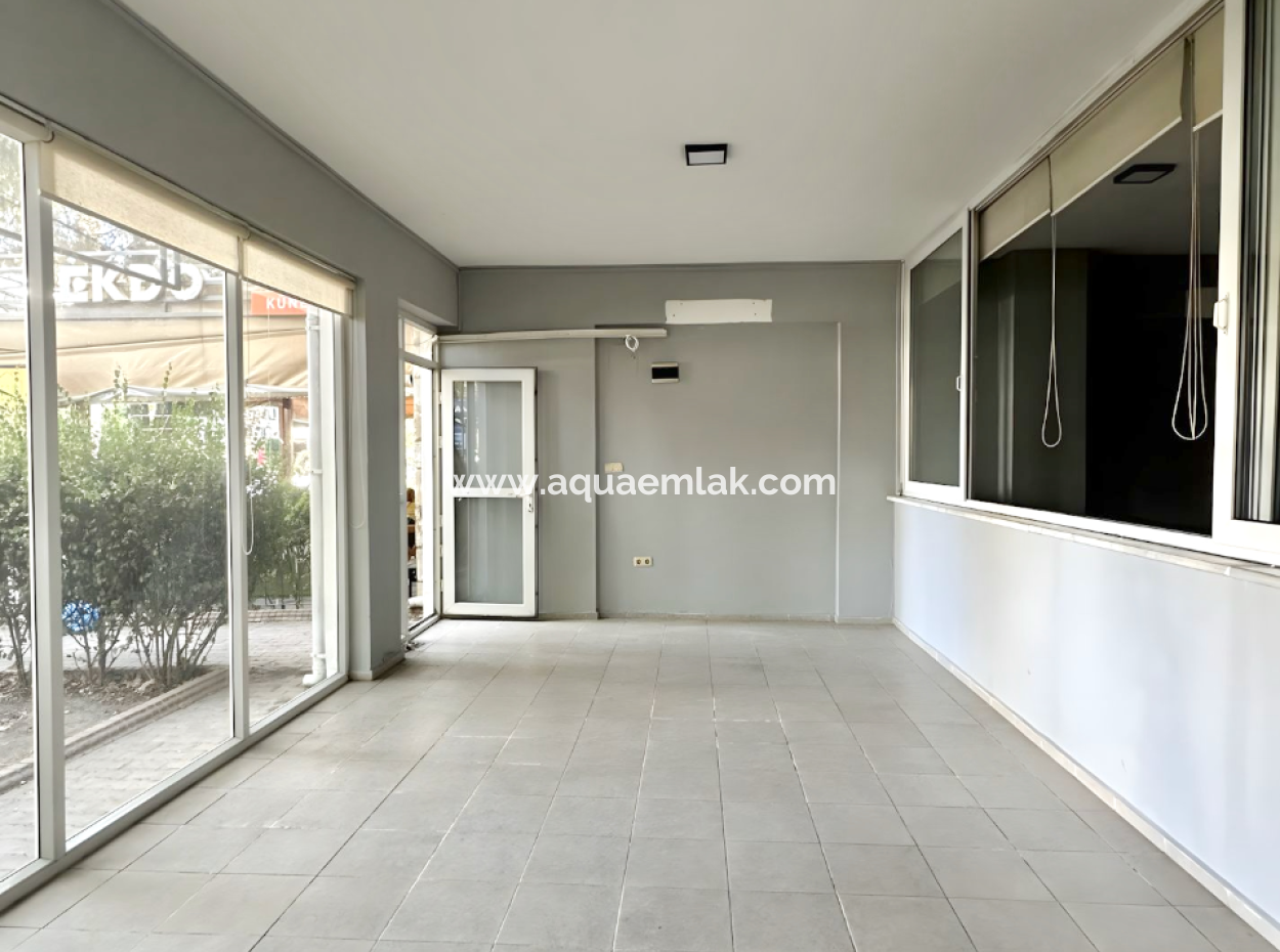 Köyceğiz Merkezde Cadde Üzeri Kiralık İşyeri